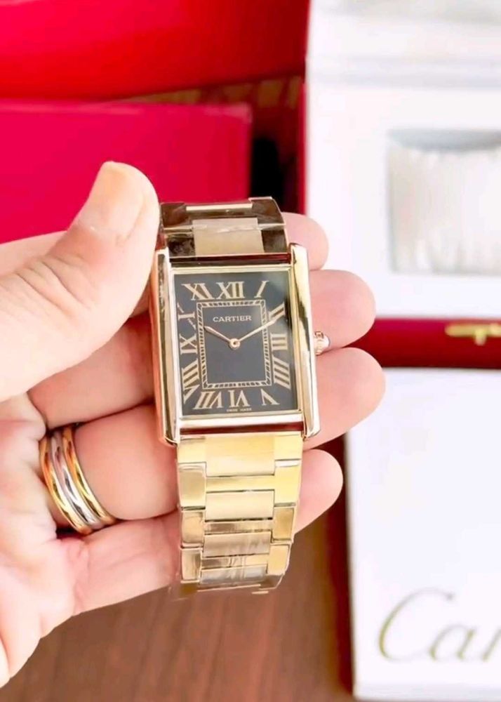 Cartier Tank Watch - Elegant &amp; Timeless