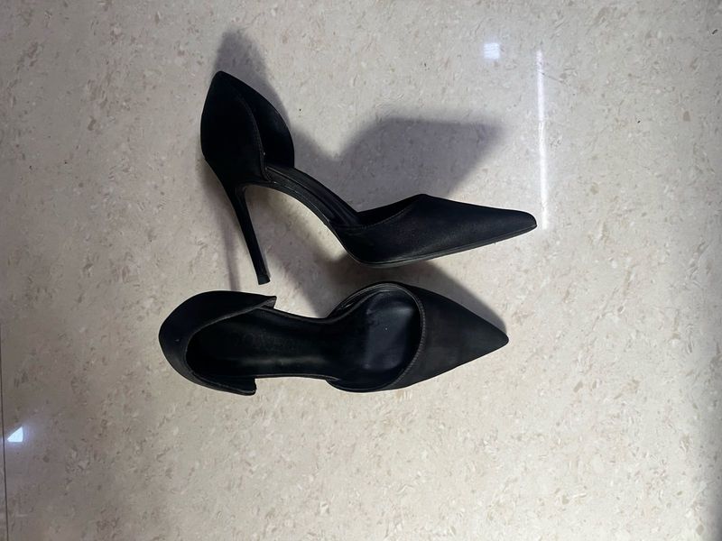 Chic Black Satin D'Orsay Heels
