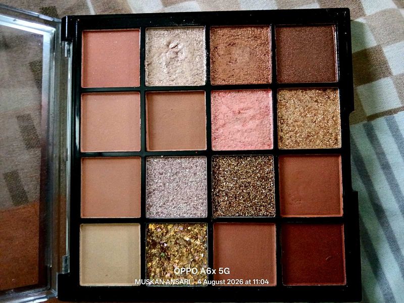 Eyeshadow Palette - Earth Tones &amp; Shimmer