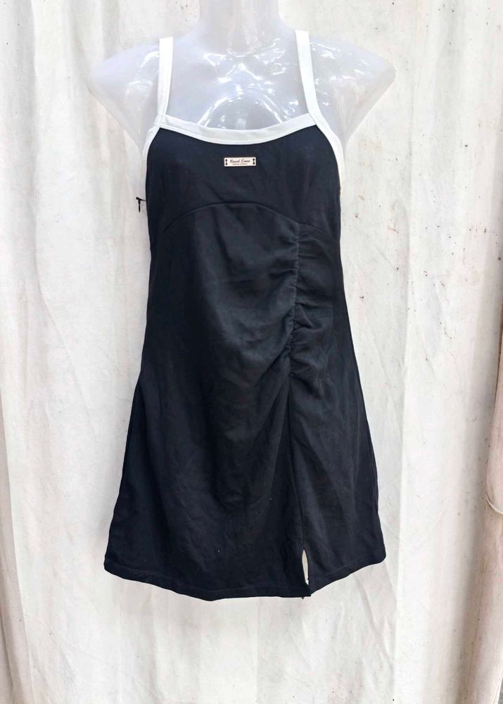 I. Black cute bodycon