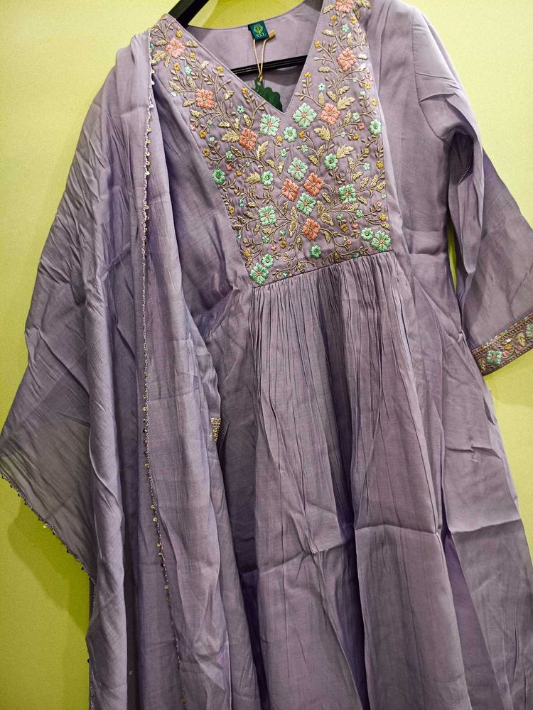 Embroidered Lavender Kurta Set