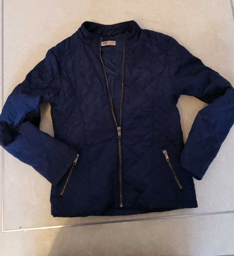H&amp;M Girls Jacket in Good Condition.