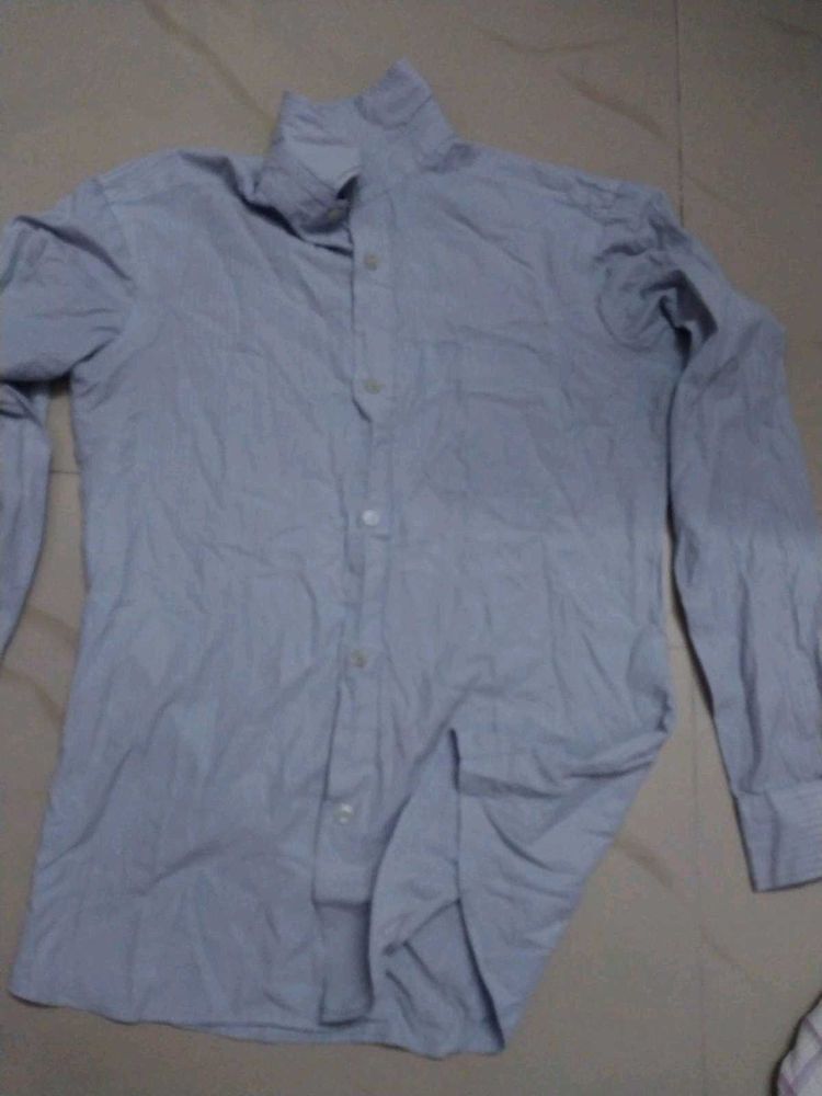 Men's Classic Button-Up Shirt