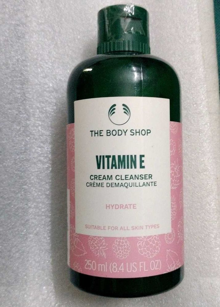 The Body Shop Vitamin E Cream Cleanser