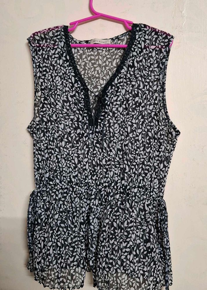 mesh sleeveless top