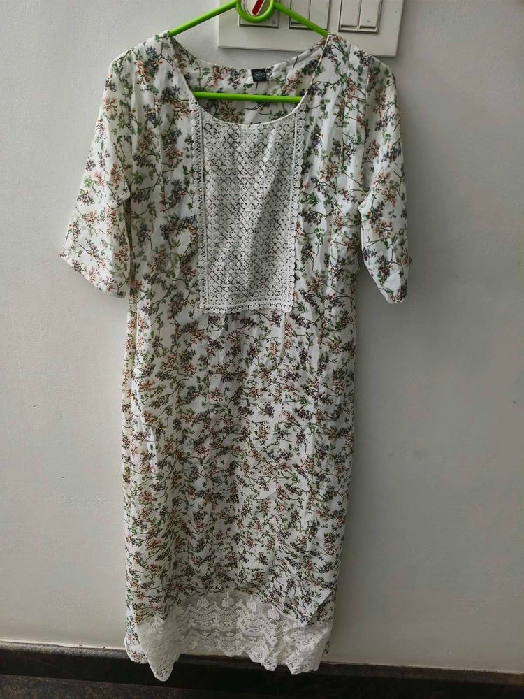Floral Print Dress with Lace