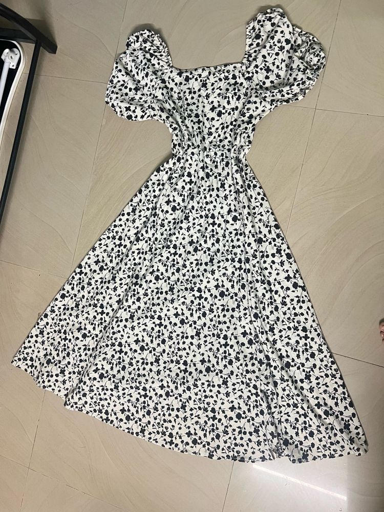 Floral Print Puff Sleeve Dress