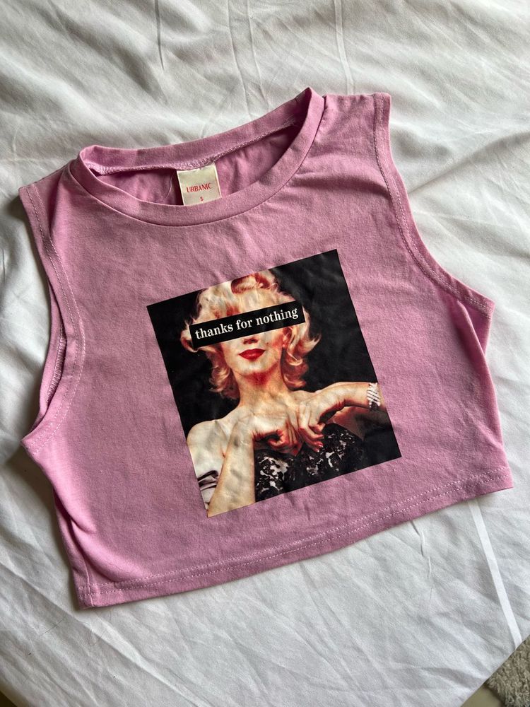 Urbanic - Pink Marilyn Monroe Graphic Crop Top