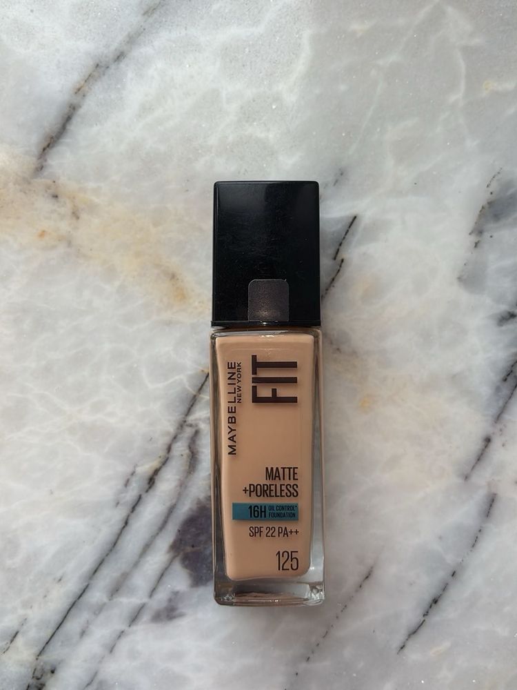 Maybelline Fit Me Matte + Poreless Foundation