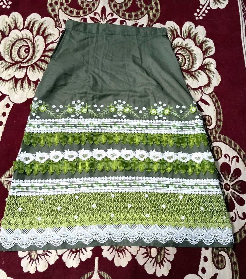 dark greenheavy  ethnik lehenga