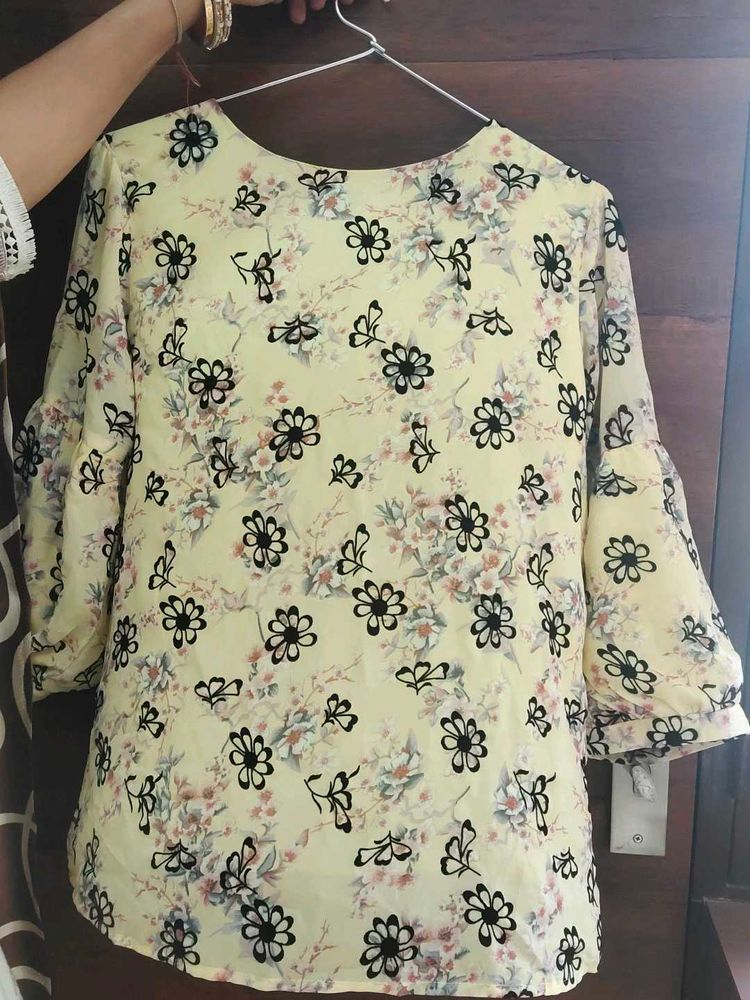 Stylish Floral Print Top