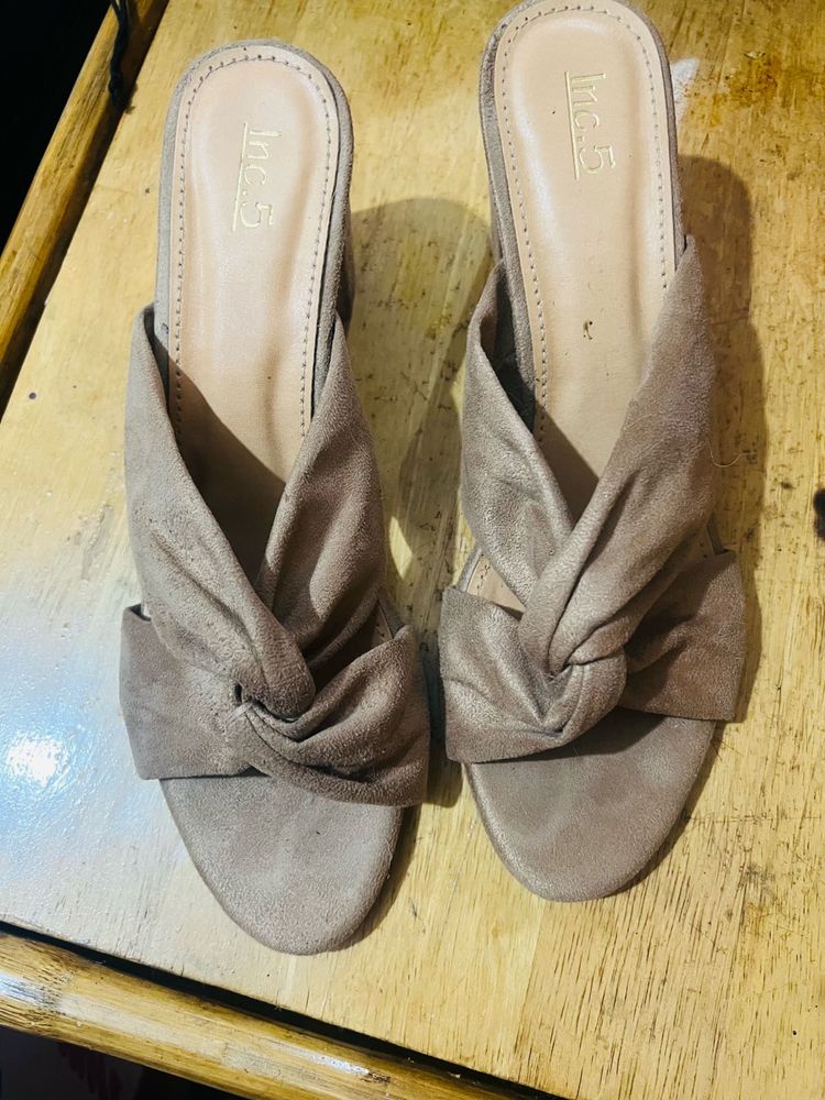 INC.5 Twist Front Mules