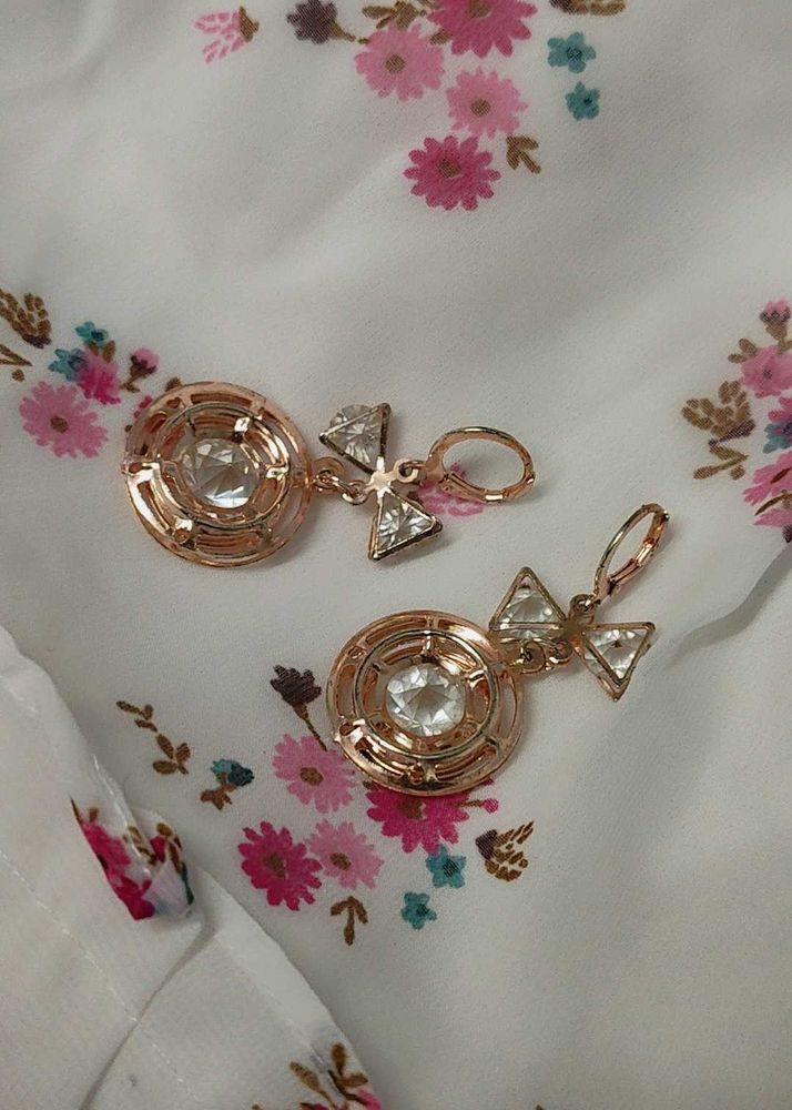 Rose gold Statement Earrings 🎀