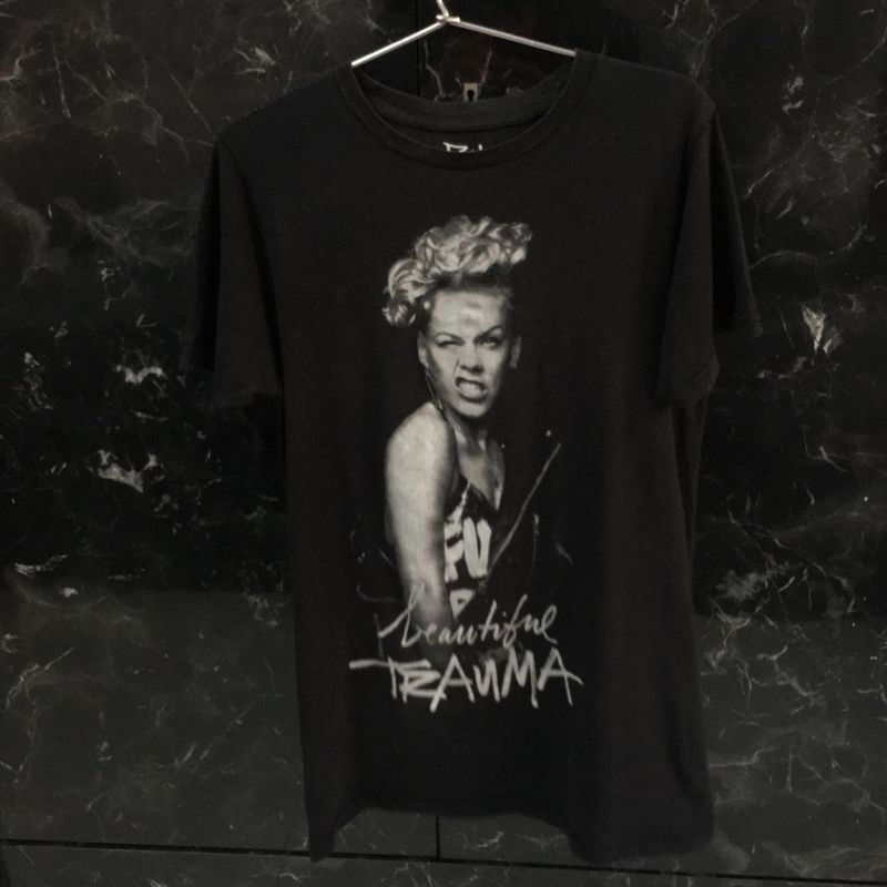 P!NK "Beautiful Trauma" Tour vtg t shirt