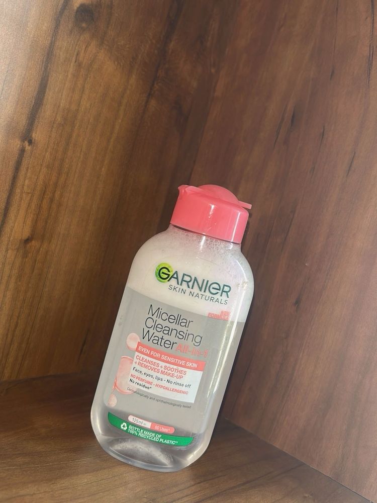 Garnier Micellar Cleansing Water