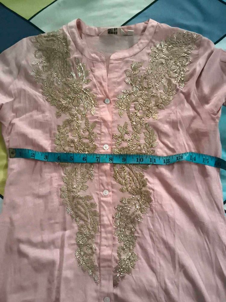 Elegant Pink Embroidered Kurti set with pant and d