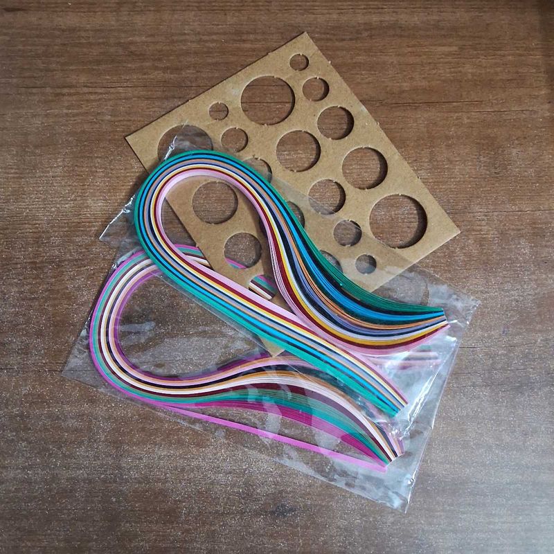 🎨 | Quilling Paper Strips &amp; Circle Template