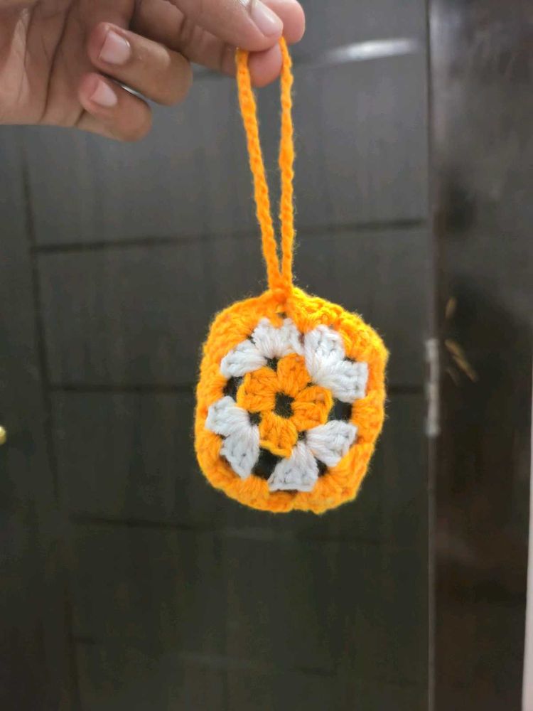 Cute crochet pouch