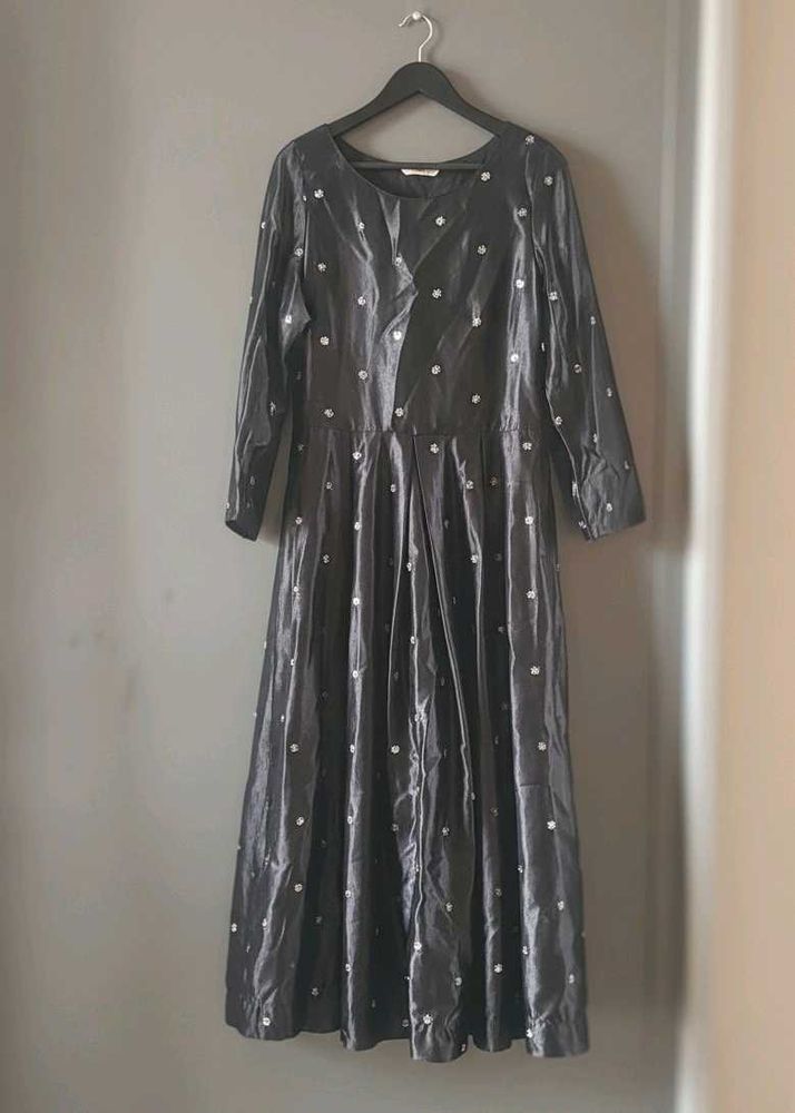 Elegant Black Embroidered Maxi Dress