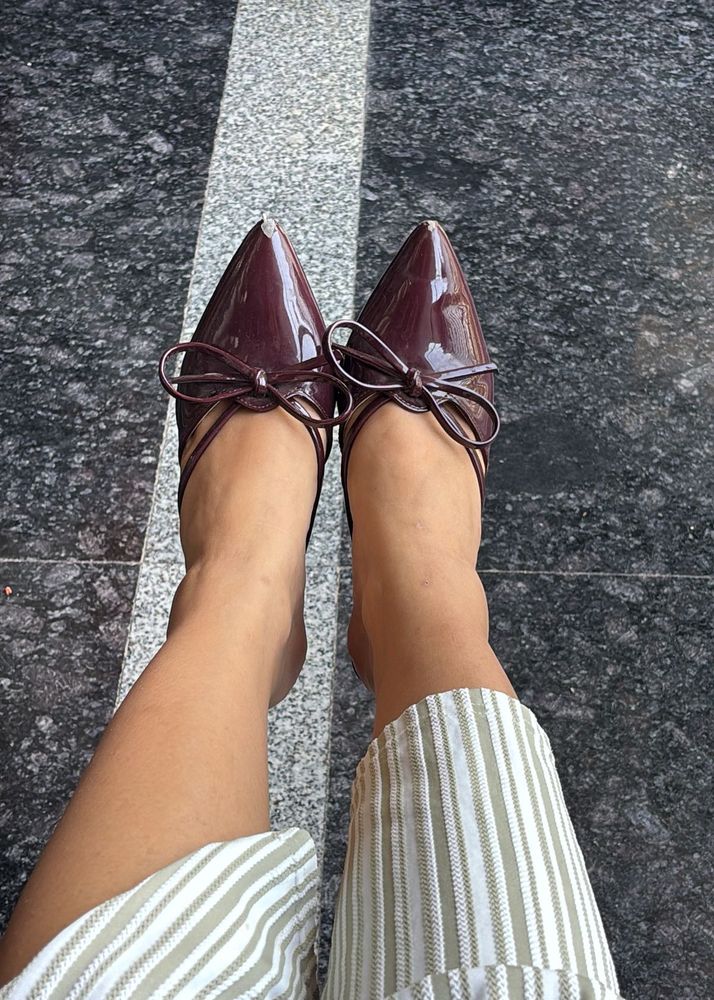 Stylish Burgundy Patent Pointed Toe Flats
