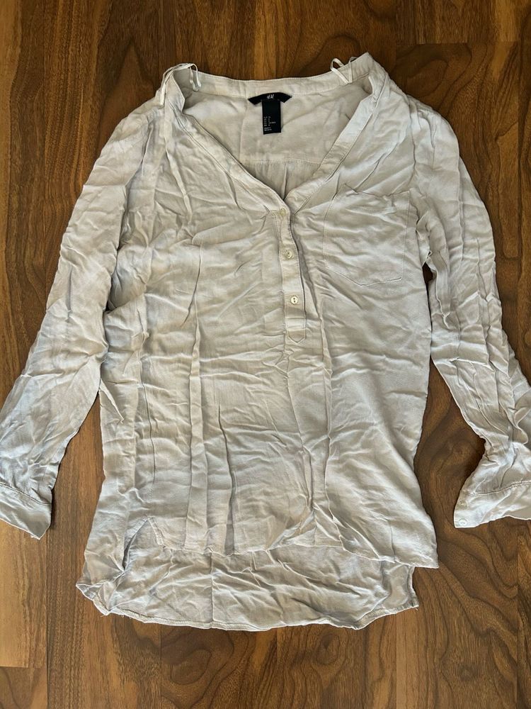 H&amp;M Light Grey Button Up Top