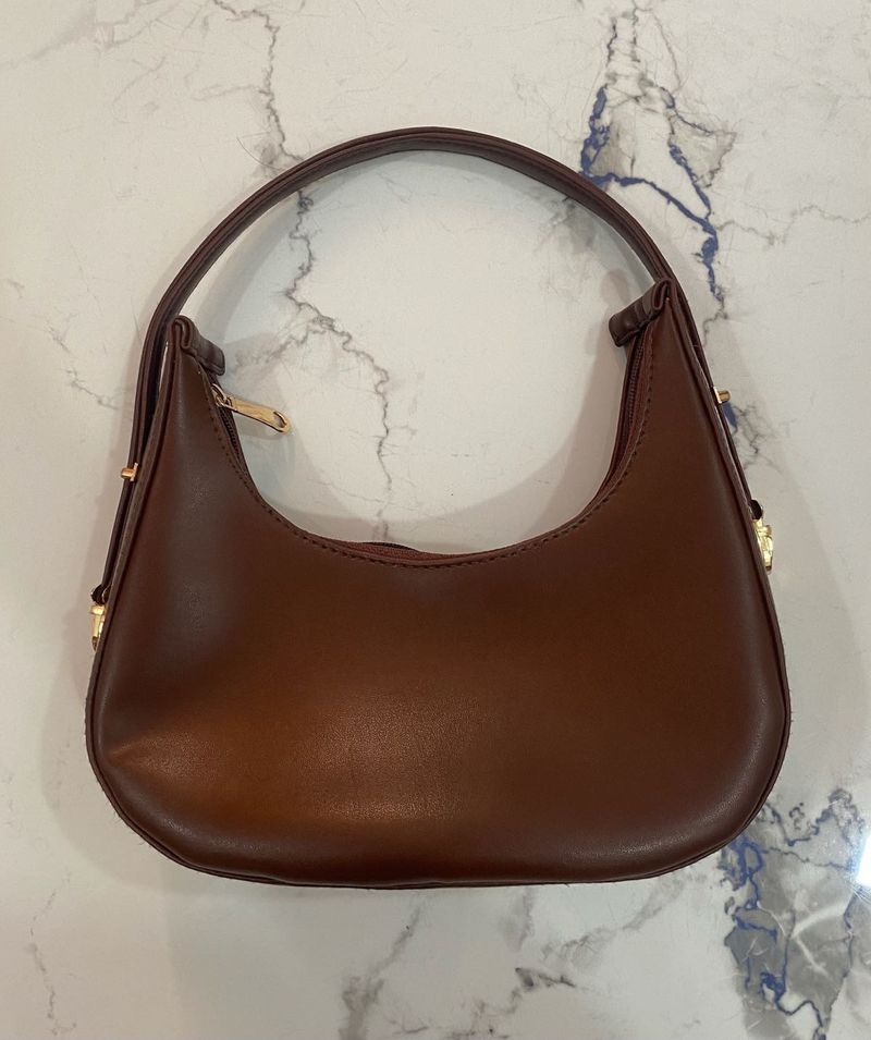 Chic Brown Hobo Shoulder Bag