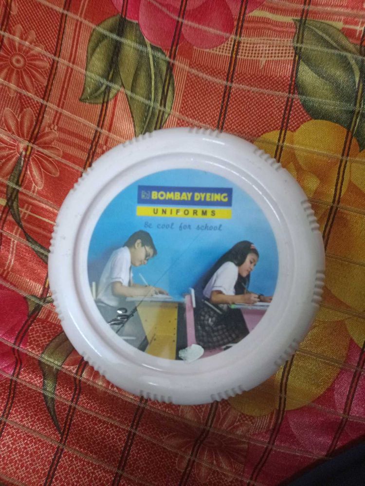 Bombay Dyeing Tiffen Box Showpiece