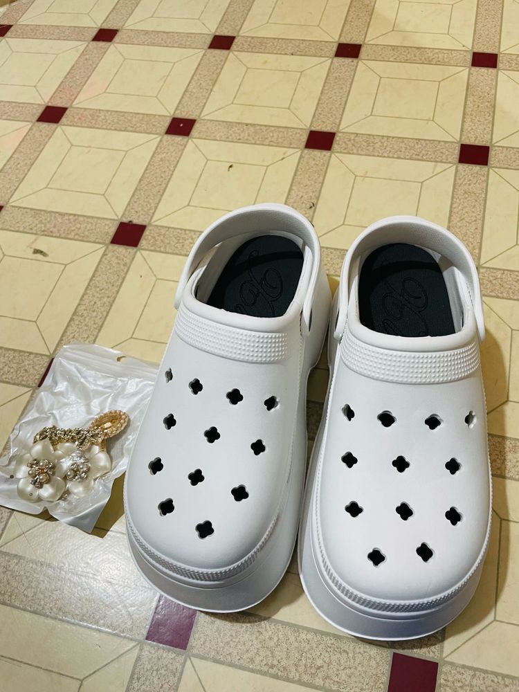 White Stylish Crocs