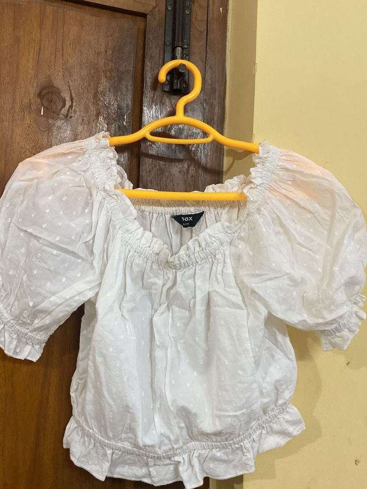 Women Regular Ruffled Top