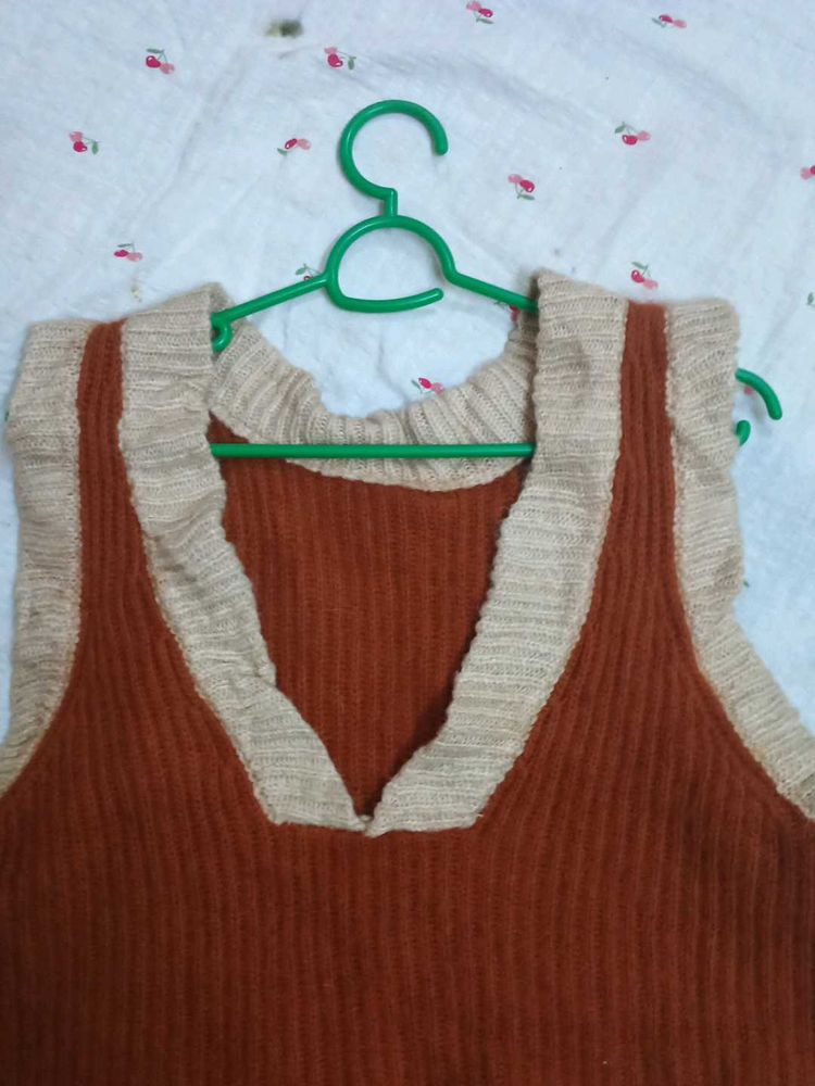 Cozy Savana Knit V-Neck Vest Sleeveless Top