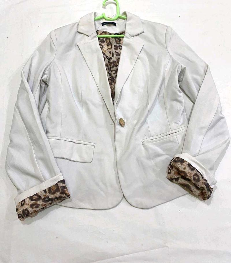 Chic White Blazer 34/36 Stretchy