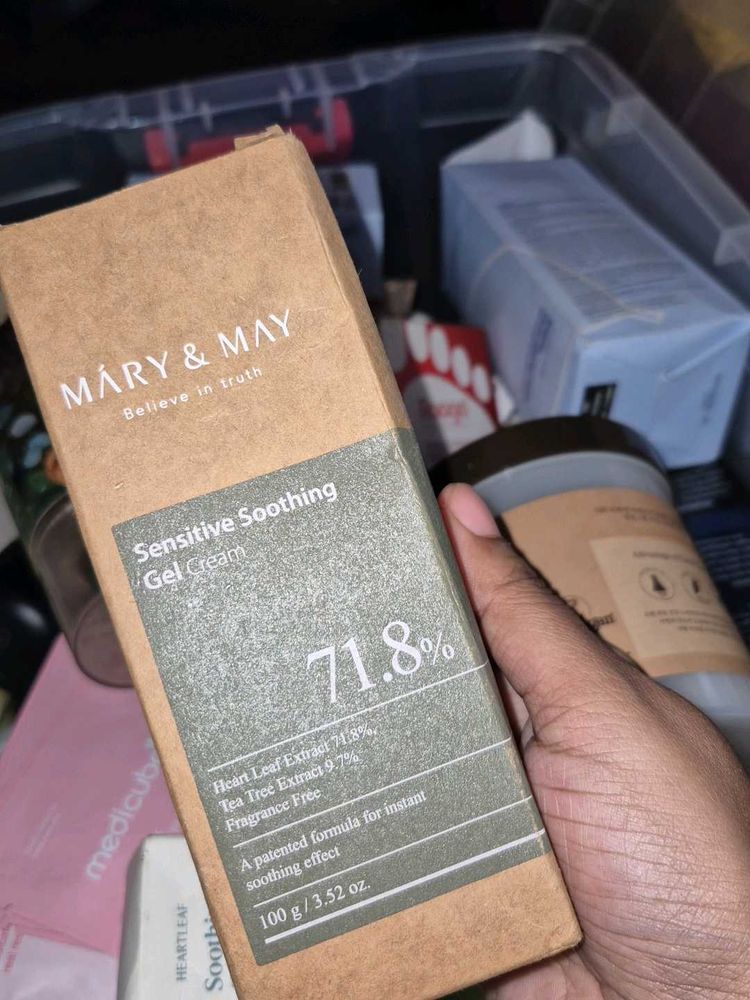 MARY &amp; MAY Sensitive Soothing Gel Cream