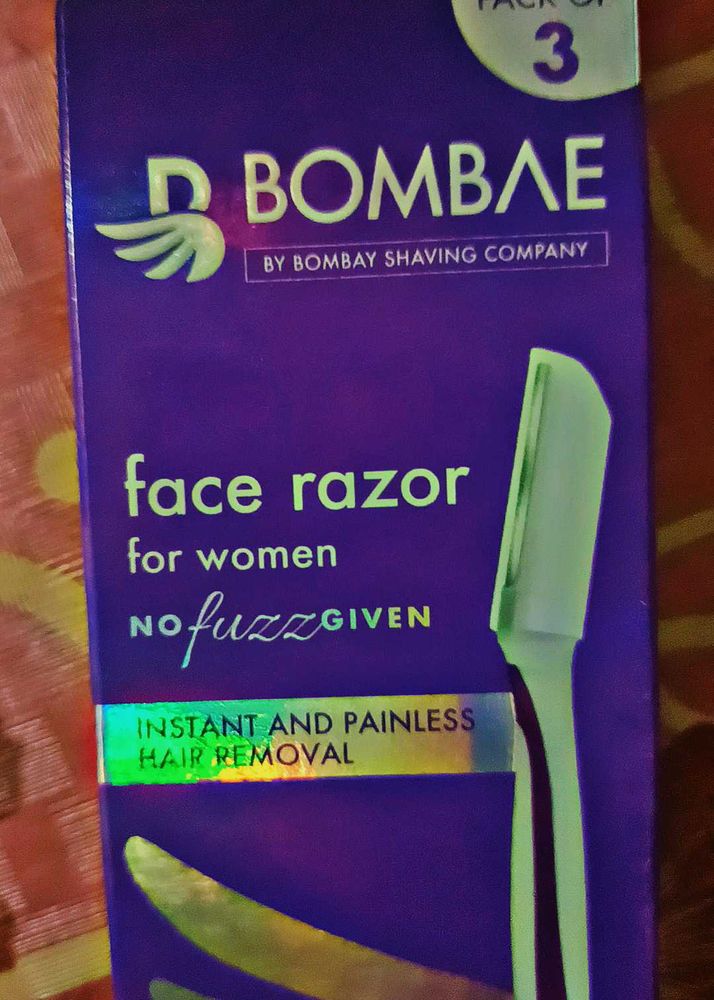 BombAe Face Razor for Women - Packing of 3