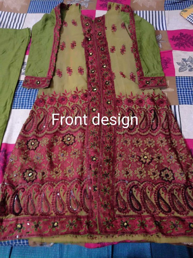 Embroidered Kurta Set with Trousers
