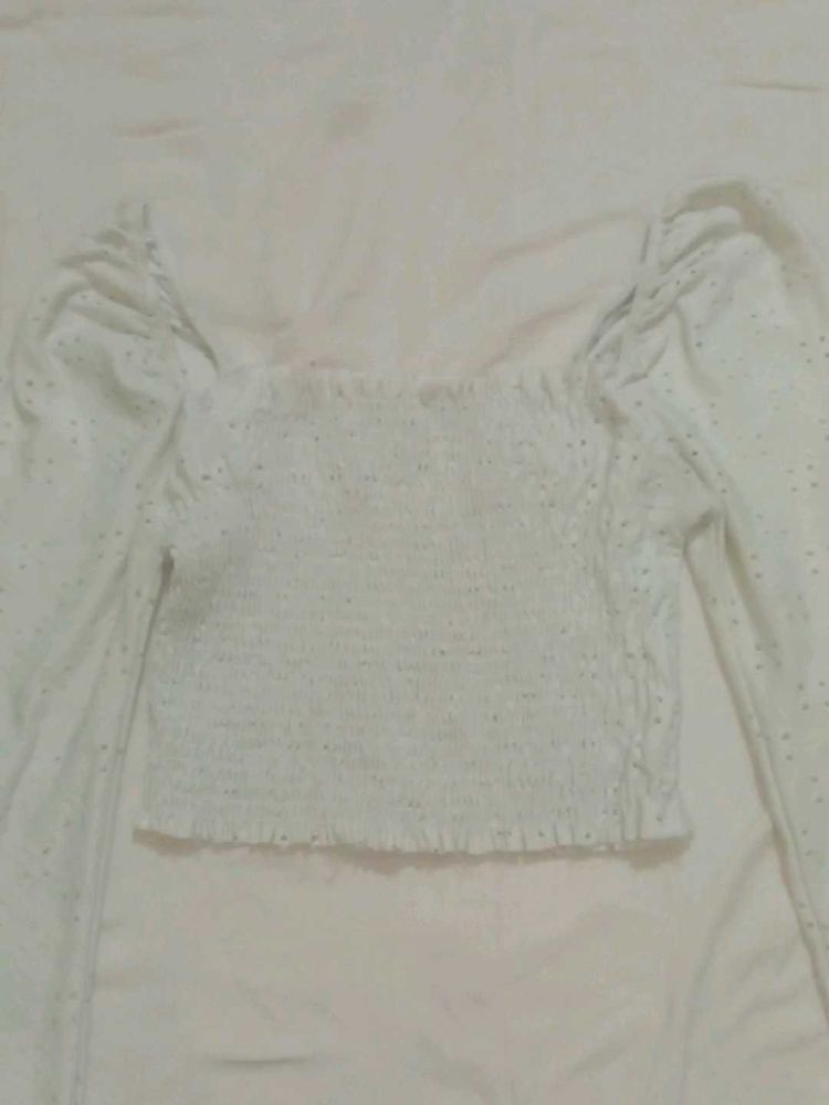 White Crop Top With Beautiful Sleeve Design😌