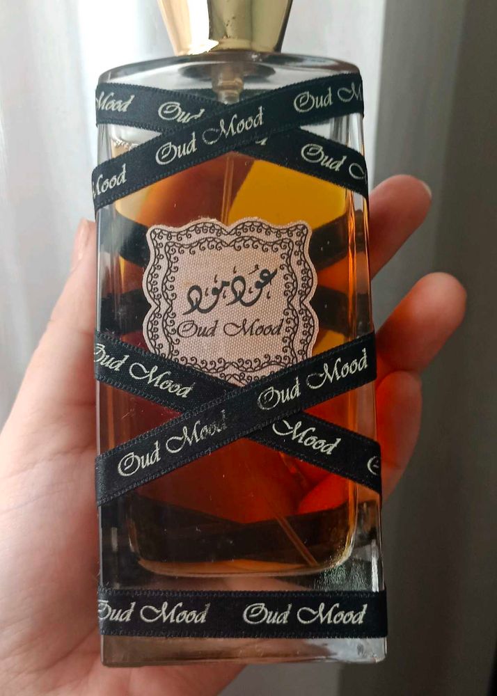 lattafa Oud Mood Perfume Bottle