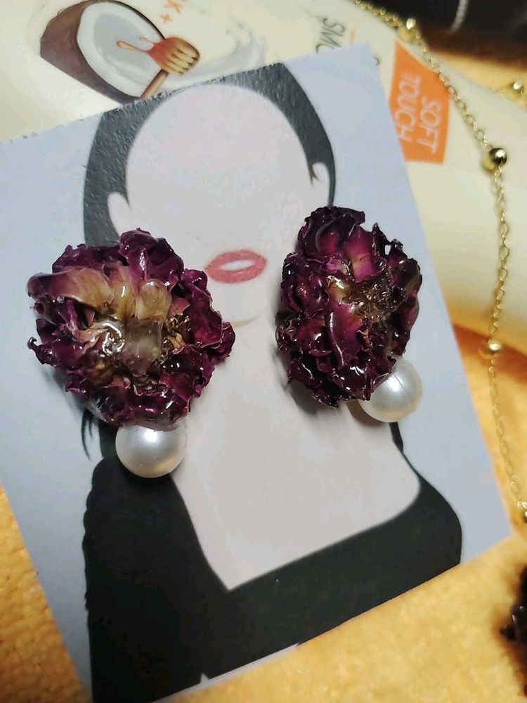 Rose Earrings &amp; Pendant Set