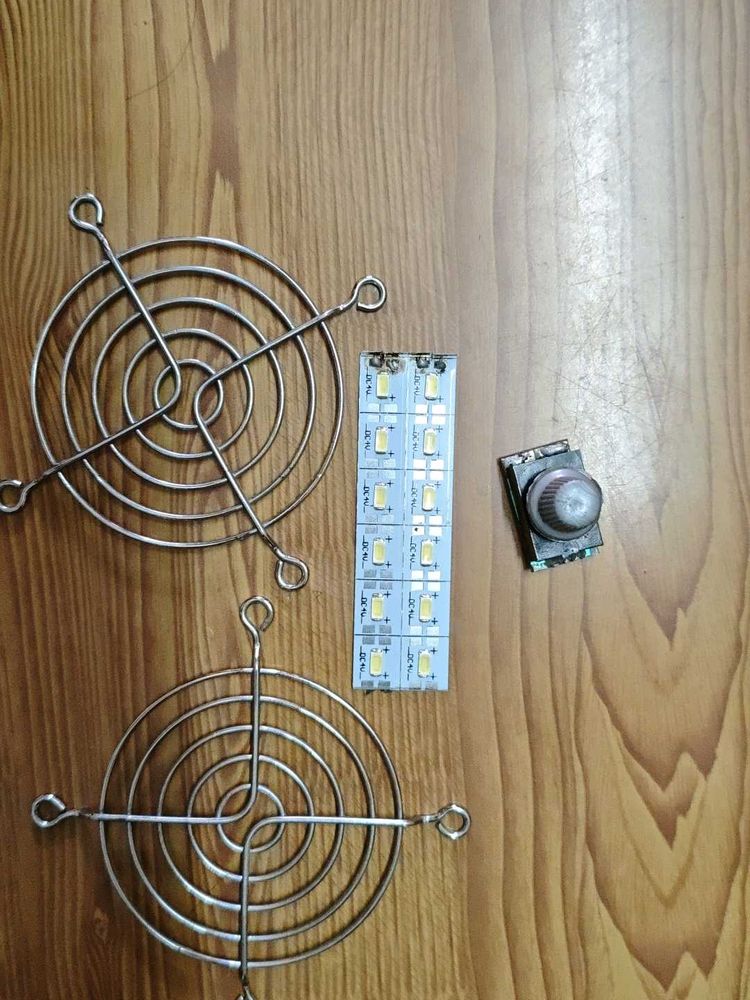 Computer Fan Grills &amp; LED Lights