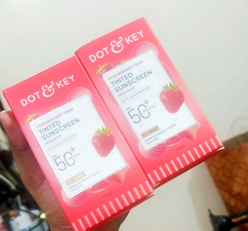 Dot &amp; Key Strawberry Dew Tinted Sunscreen Combo