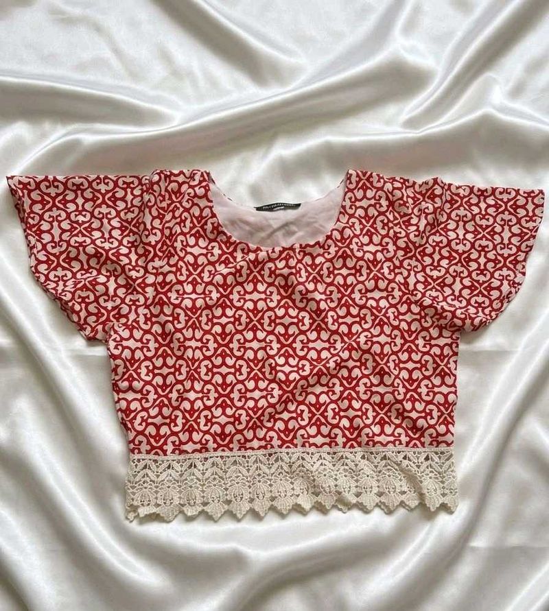 Red &amp; White Printed Crop Top with Lace Trim