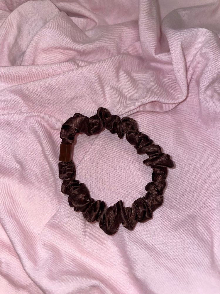 Chic Satin Scrunchie