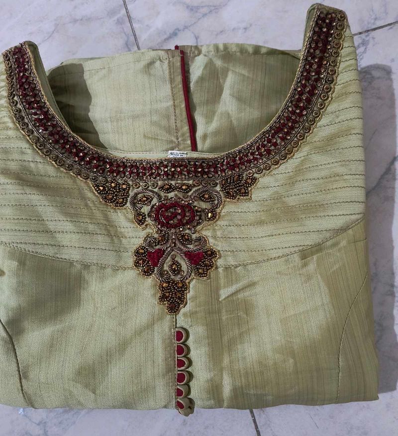 Beautiful Kurtha