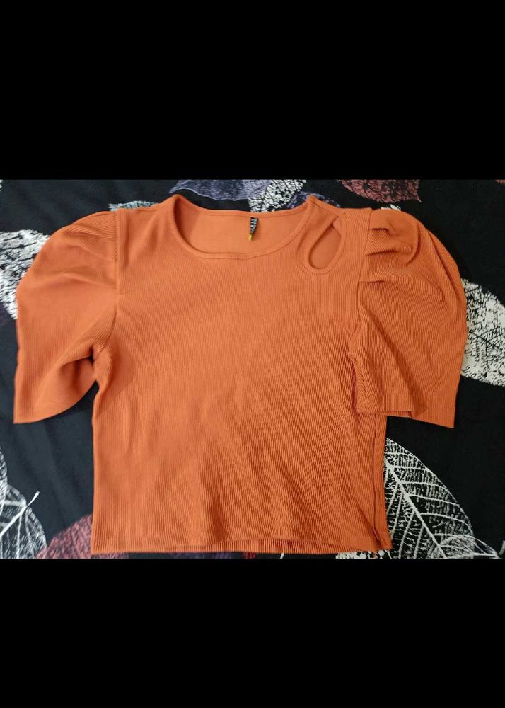Worn once Top in great condition