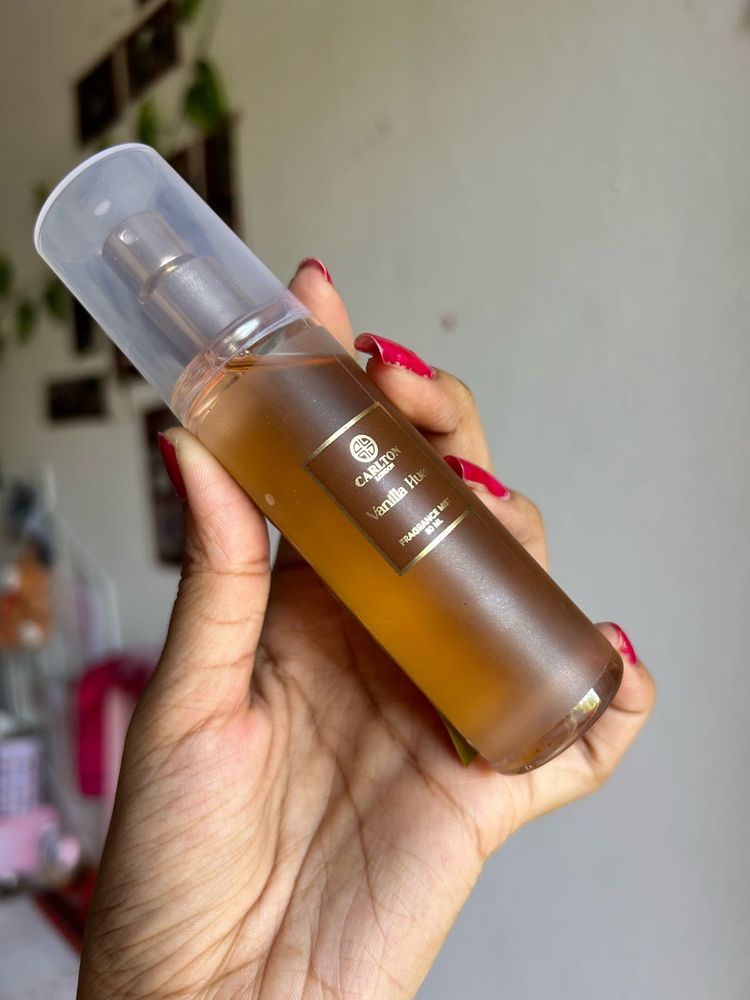 Carlton London Vanilla Hug Fragrance Mist