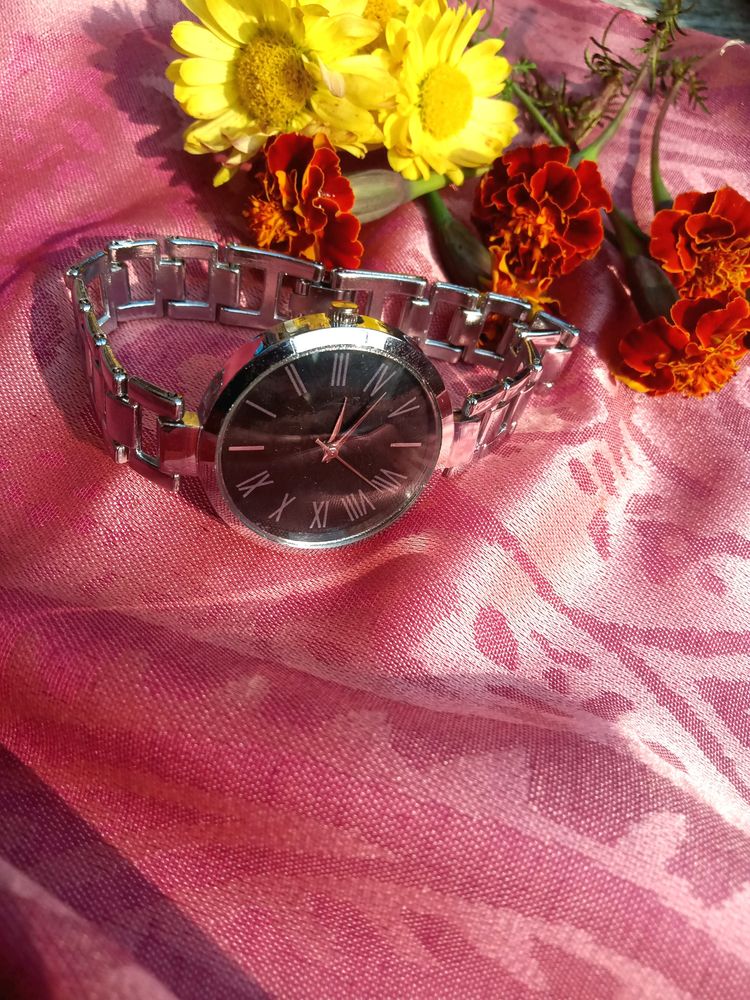 Women's Hand Watch