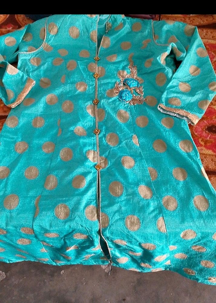Front Cutt Kurti , Skirts With Net Dupatta
