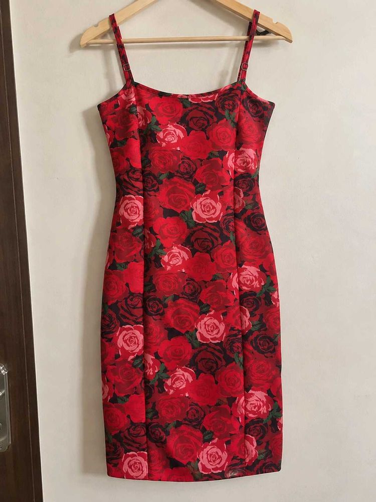 Red Rose Print Mini Dress M-Size