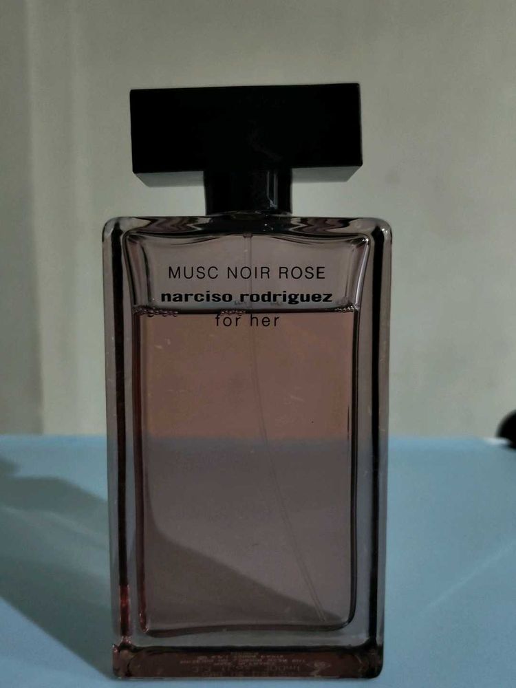Narciso Rodriguez musc noir rose For Her Perfume