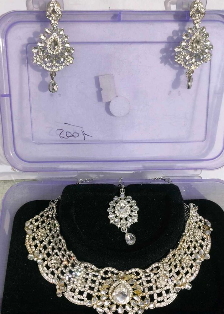Stunning Rhinestone Jewellery Set