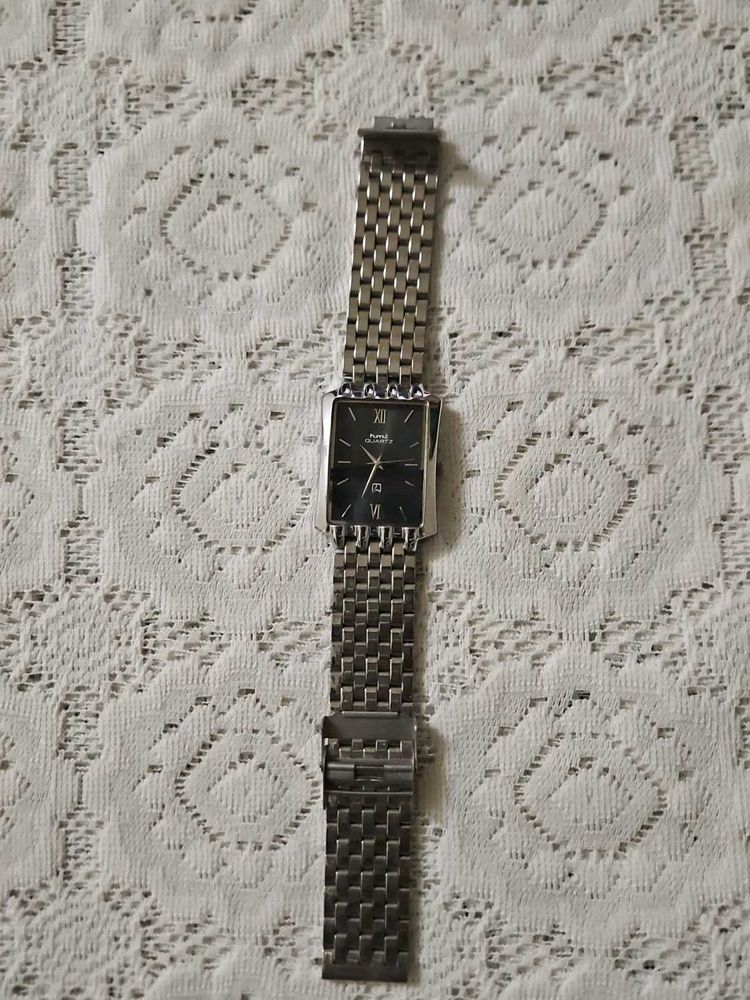 Classic Black Dial Stainless Steel Watch